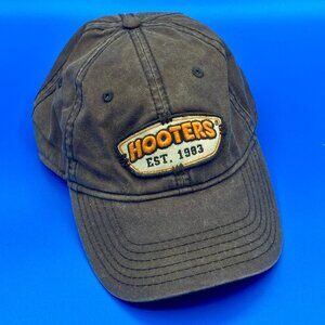 Men's or Unisex Vintage Official Hooters Ft. Myers, FL Snapback Cap O/S
